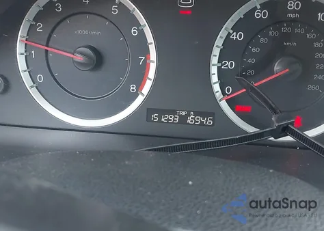 2010 Honda Accord 2.4 Lx z USA, uszkodzony, nr VIN 1HGCP2E37AA039947